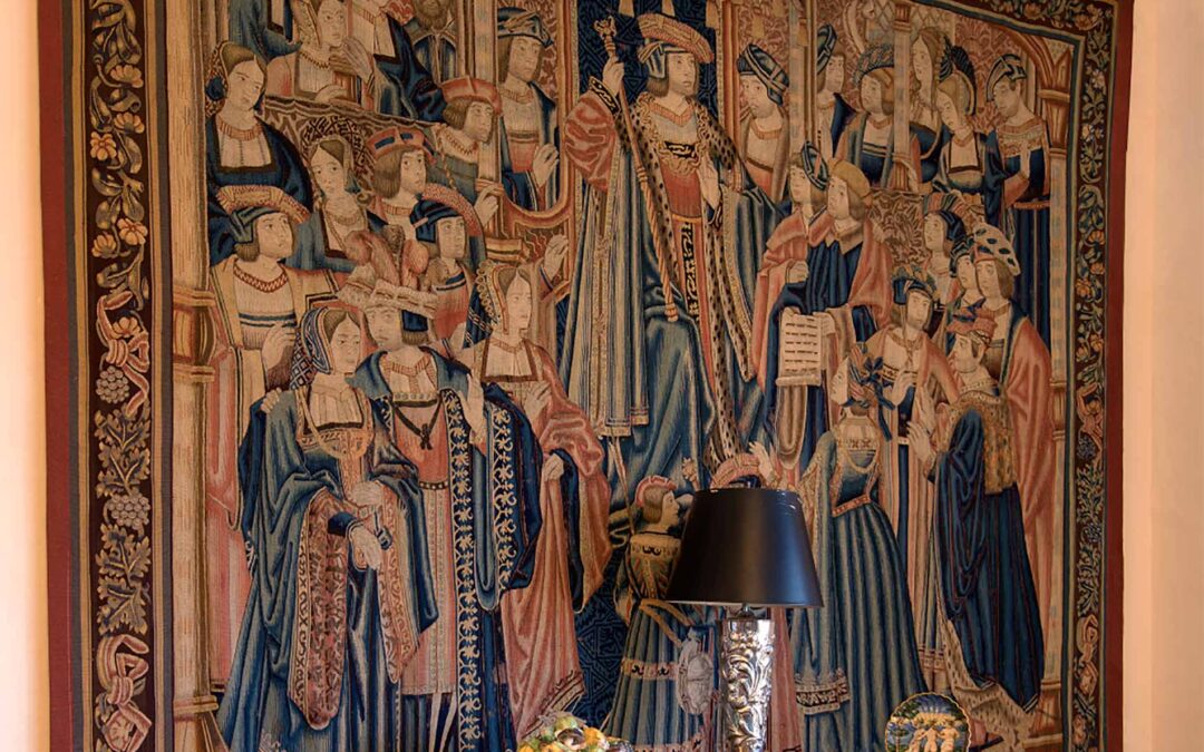 Tapestry with proclamation scene